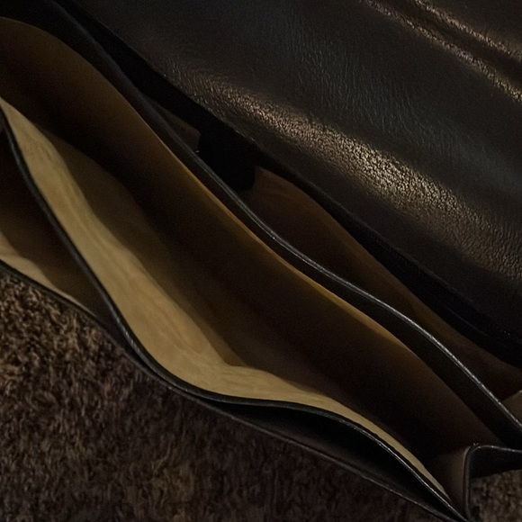 Vintage Genuine Gucci Leather Briefcase - Picture 9 of 9